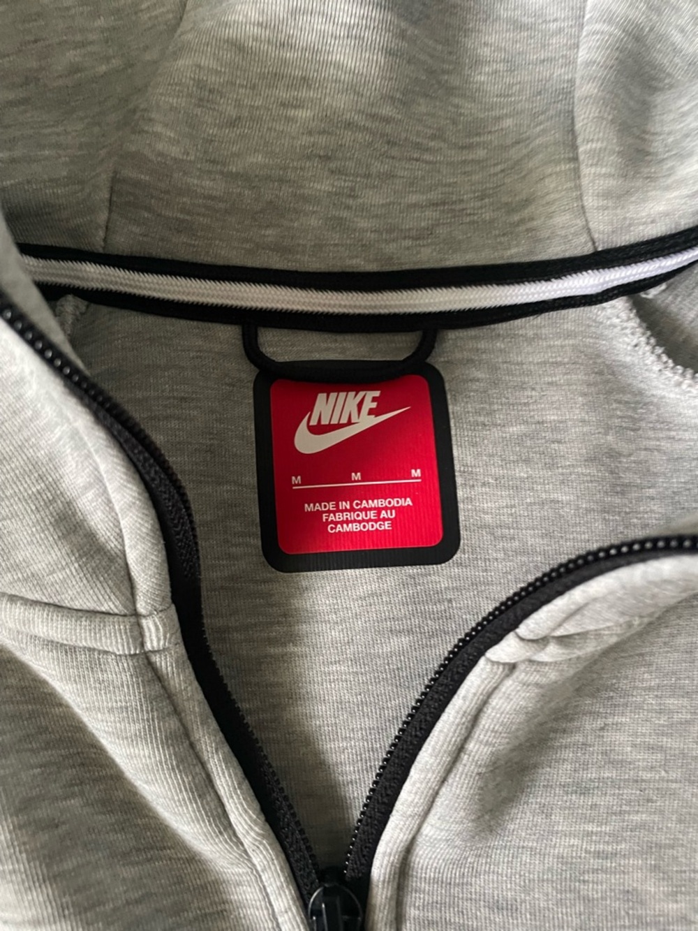 Mens grey Nike Tech - Picture 2 of 4